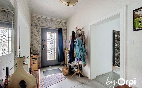 Maison à vendre    3 pièces • 125 m2 Saint-Éloy-les-Mines