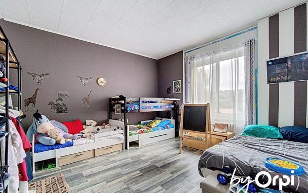 Maison à vendre    3 pièces • 125 m2 Saint-Éloy-les-Mines