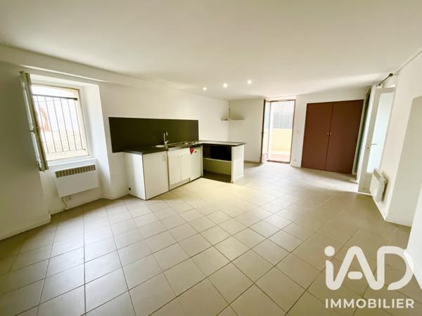 Maison à vendre 5 pièces 140 m² Saint-Julien-les-Rosiers