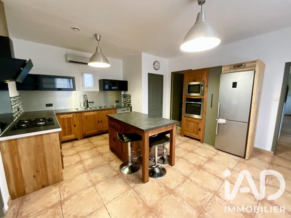 Maison à vendre 5 pièces 140 m² Saint-Julien-les-Rosiers