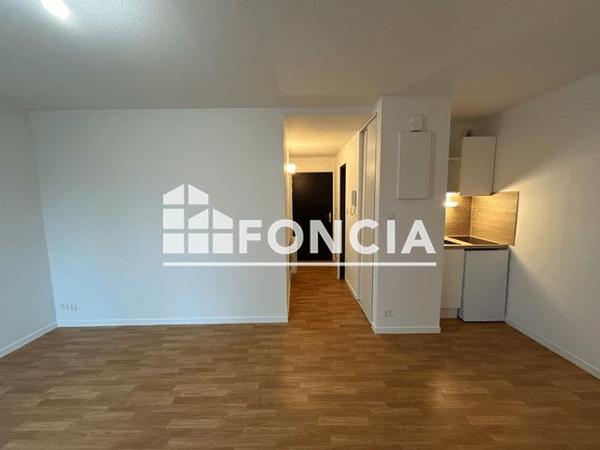 Location Studio 22.7 m² - 8 ALLEE DU PARC DE KERIZEL Vannes 56000