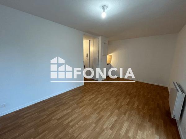 Location Studio 22.7 m² - 8 ALLEE DU PARC DE KERIZEL Vannes 56000