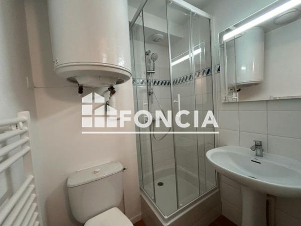 Location Studio 22.7 m² - 8 ALLEE DU PARC DE KERIZEL Vannes 56000