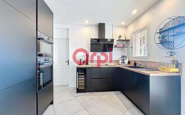 Maison à vendre    5 pièces •  Le Plan-de-la-Tour