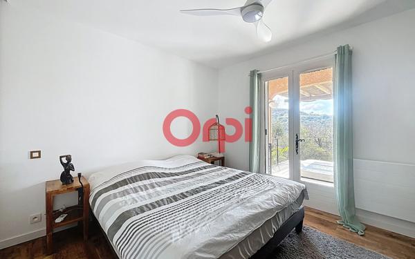 Maison à vendre    5 pièces •  Le Plan-de-la-Tour