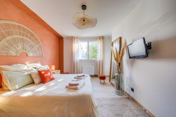 Appartement à louer 1 070 € CC Bruges 3 p 66 m² DPE E