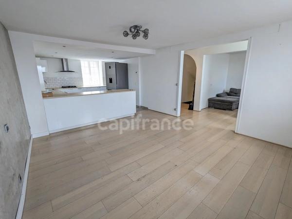 💎 Duplex T5 de 110 m² avec revenu locatif sécurisé – Blanc Four, Roncq
