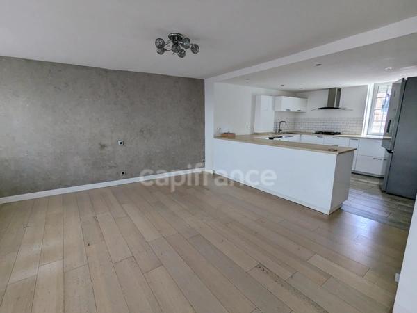 💎 Duplex T5 de 110 m² avec revenu locatif sécurisé – Blanc Four, Roncq