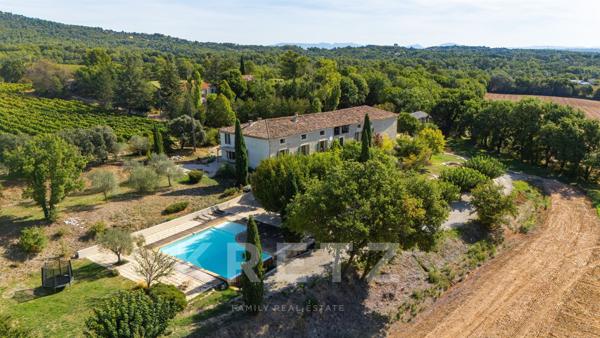 Exclusivité Pierrevert aux portes du Luberon, à 5min du golf.