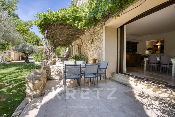 Exclusivité Pierrevert aux portes du Luberon, à 5min du golf.