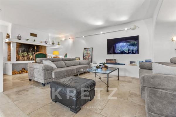 Exclusivité Pierrevert aux portes du Luberon, à 5min du golf.