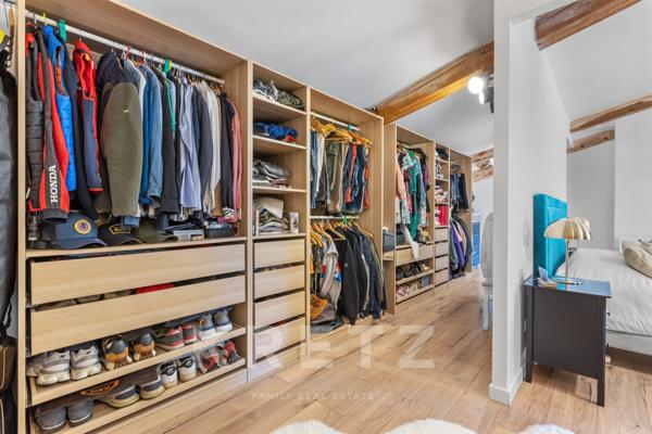 Exclusivité Pierrevert aux portes du Luberon, à 5min du golf.