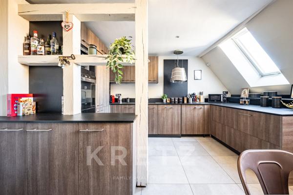 Dijon centre-ville. Appartement de caractère en duplex dans Hôtel particulier classé aux Monuments H