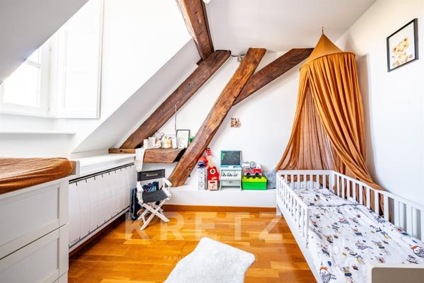 Dijon centre-ville. Appartement de caractère en duplex dans Hôtel particulier classé aux Monuments H