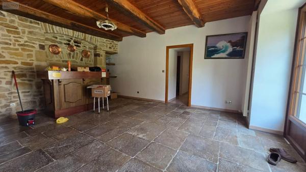 Maison à vendre à Champsevraine en Haute-Marne (52500), ref :