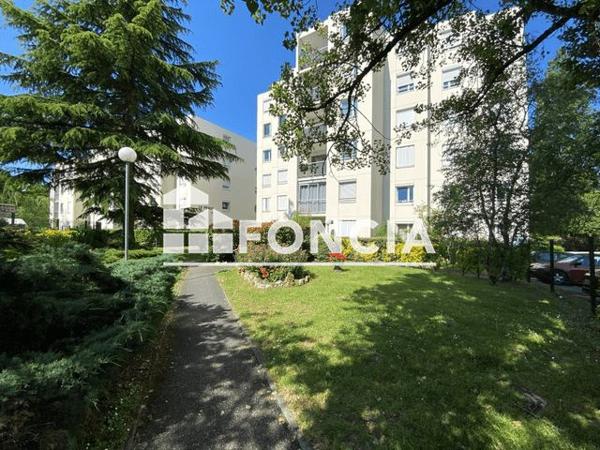 Location Appartement 3 pièces 61.81 m² - 16 RUE D'ALEMBERT Talence 33400