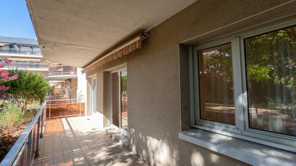 APPARTEMENT DE TYPE 3- PROCHE GARE/CENTRE VILLE