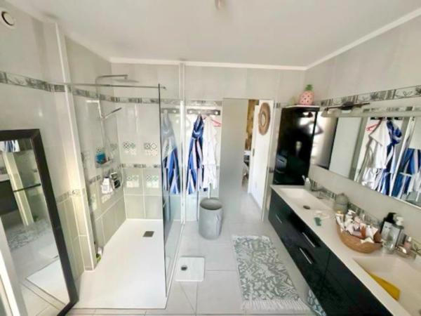 Maison contemporaine T4 de 123m2 avec piscine chauffée – quartier résidentiel calme à vendre SERIGNAN (34)