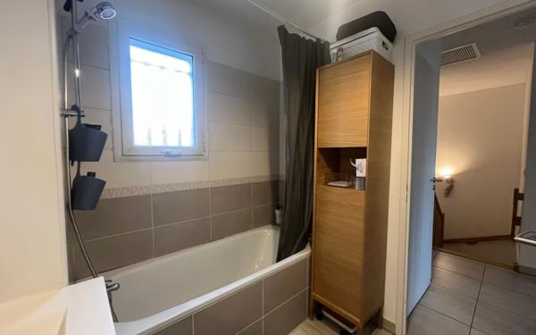 Maison à vendre    4 pièces • 80,15 m2 Montfavet - Avignon