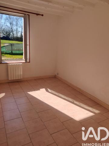 Location maison 3 pièces 90 m² Thoiré-sur-Dinan