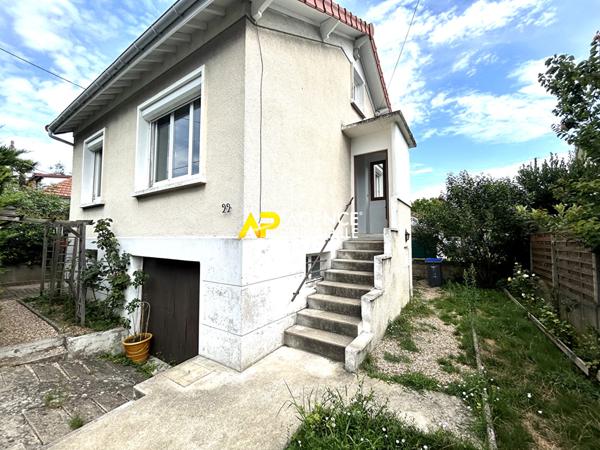 BEZONS - Maison de 4 pièces 349 000 € ** - Référence 4402
