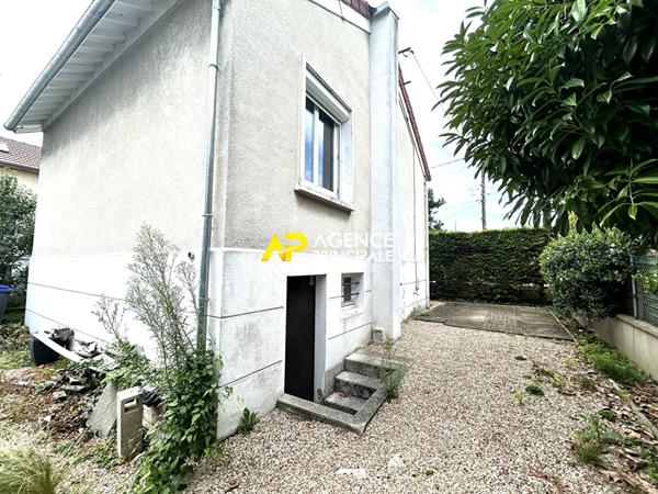 BEZONS - Maison de 4 pièces 349 000 € ** - Référence 4402