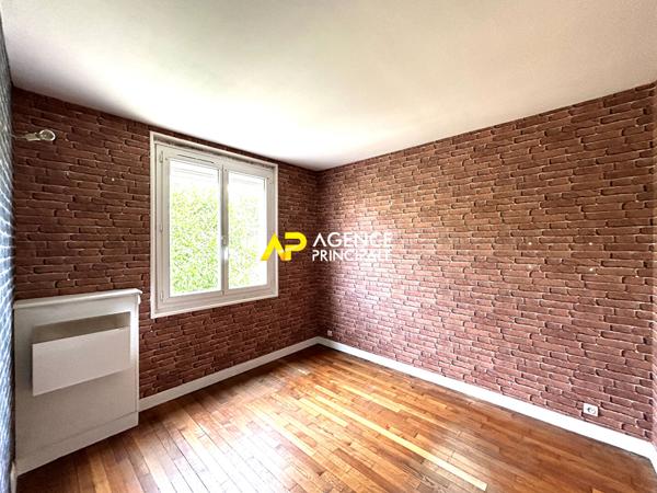 BEZONS - Maison de 4 pièces 349 000 € ** - Référence 4402