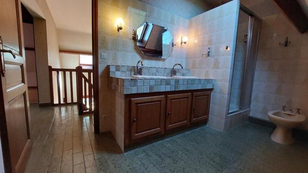 Proche Loire et bourg - Au calme - Beaux volumes