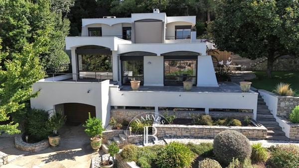 Nîmes, Maison 3 Chambres -  245 m² à vendre