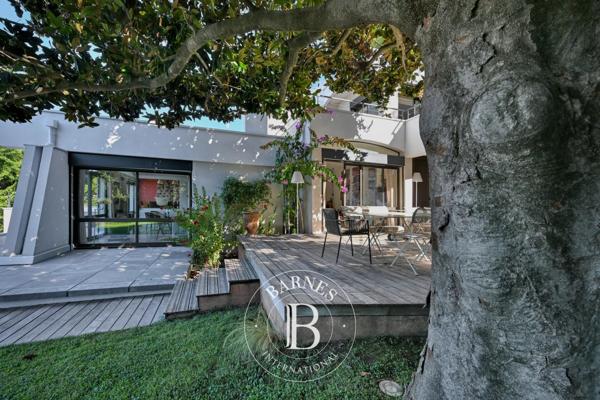 Nîmes, Maison 3 Chambres -  245 m² à vendre