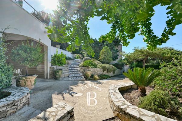 Nîmes, Maison 3 Chambres -  245 m² à vendre