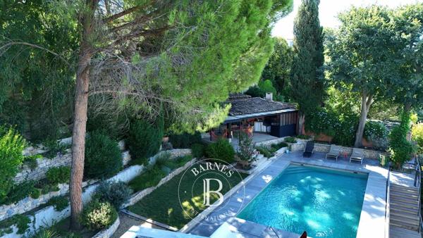 Nîmes, Maison 3 Chambres -  245 m² à vendre