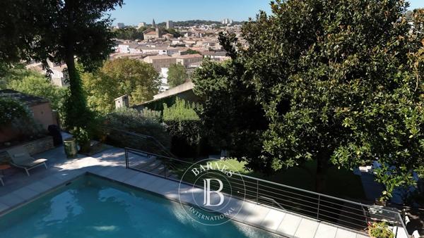 Nîmes, Maison 3 Chambres -  245 m² à vendre