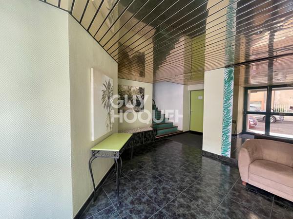 Appartement 3 pièces avec place de parking- Halles centre ville