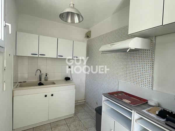 Appartement 3 pièces avec place de parking- Halles centre ville