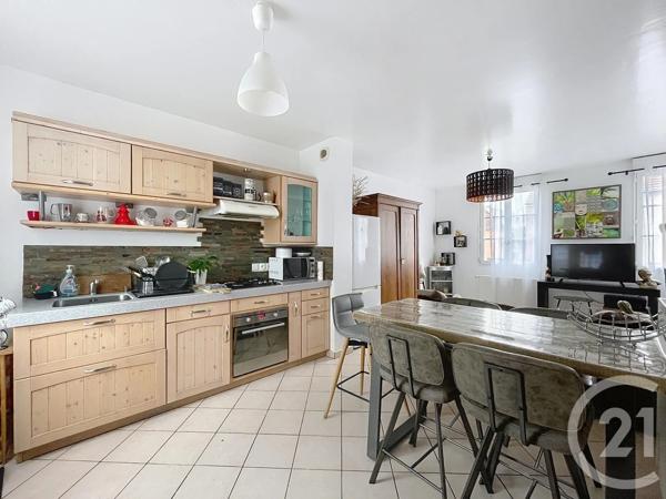 Appartement F3 à vendre  3 pièces - 85,86 m 2   COMPIEGNE  - 60