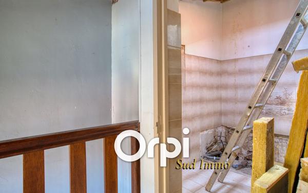 Immeuble à vendre    4 pièces •  Privas