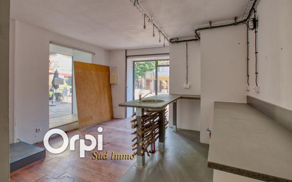 Immeuble à vendre    4 pièces •  Privas