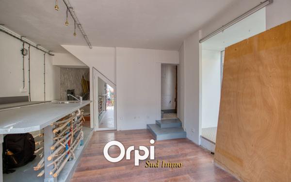 Immeuble à vendre    4 pièces •  Privas