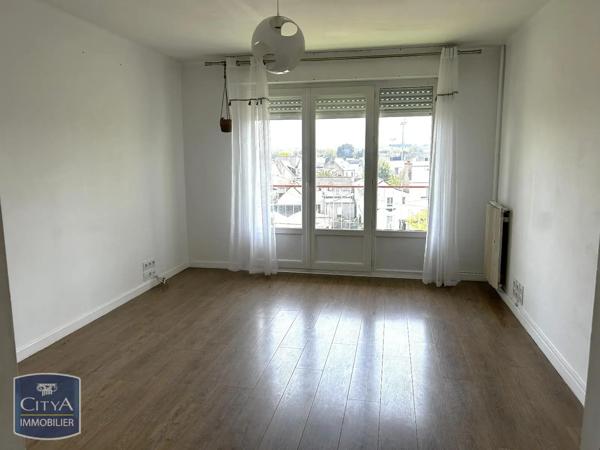 Appartement à louer 3 pièces 62.23m² Saint-Brieuc (22000)
