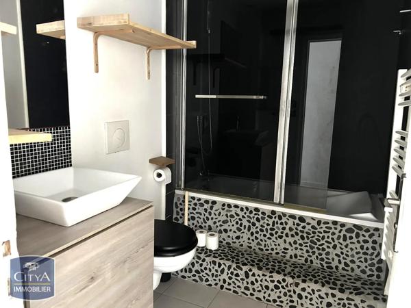Appartement à louer 3 pièces 62.23m² Saint-Brieuc (22000)
