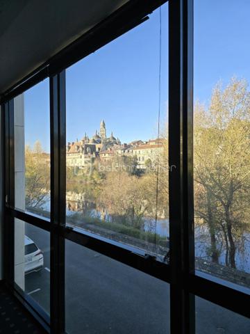 Immeuble mixte de 270 m²