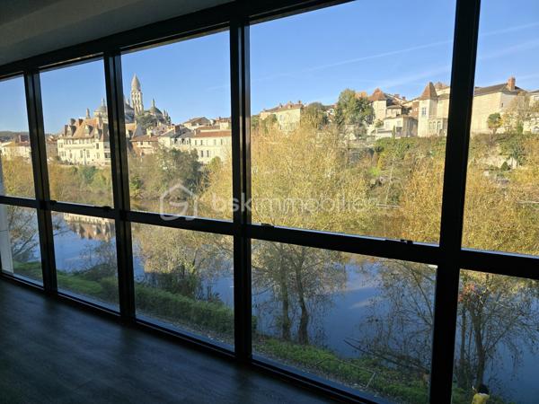 Immeuble mixte de 270 m²