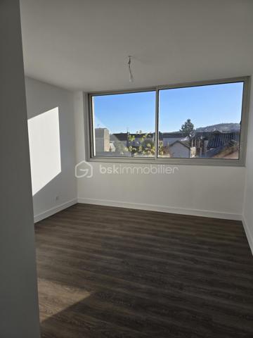 Immeuble mixte de 270 m²