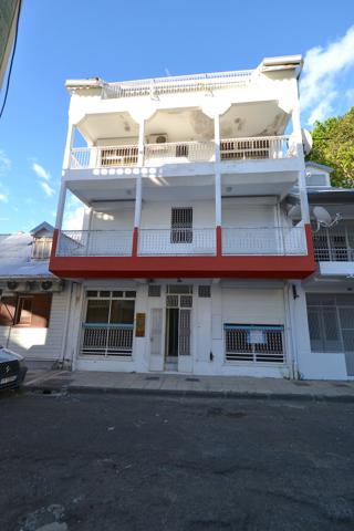Appartement T4, très bon état, beaux volumes centre ville