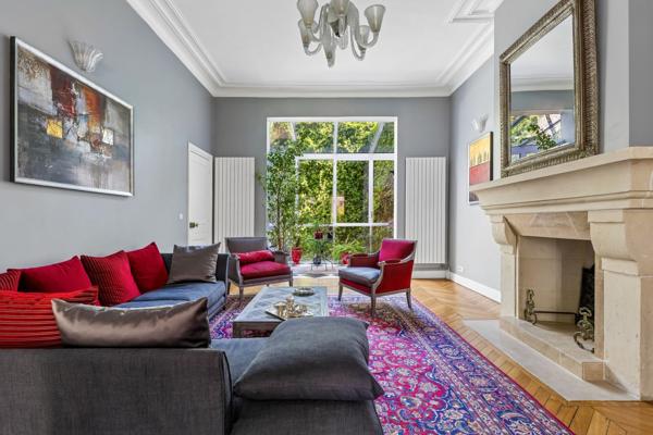 Vente Hôtel particulier Paris 16 8 Pièces 450 m²
