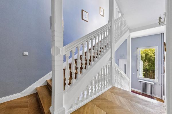 Vente Hôtel particulier Paris 16 8 Pièces 450 m²