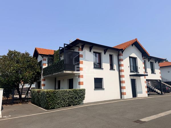 Appartement  T3  la Hume - 61.71 m2 - terrasse + 3 parkings