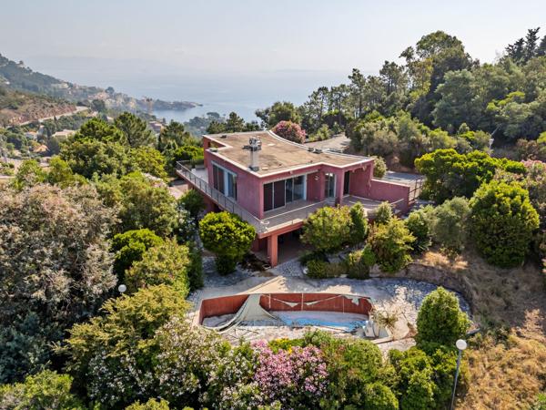 Vente Maison contemporaine Théoule-sur-Mer 7 Pièces 150 m²