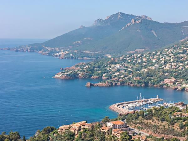 Vente Maison contemporaine Théoule-sur-Mer 7 Pièces 150 m²